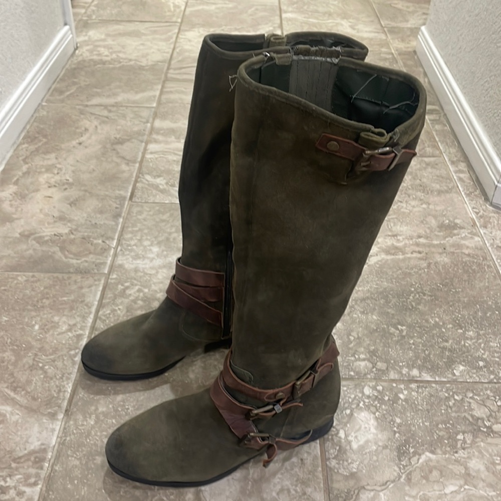 Marc Fisher Women's Noreene Riding Suede Boots in Green‎ Size 9M